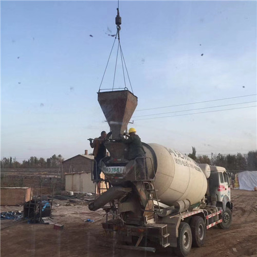 番禺区“精准瞄准”—— 吊车的 “定位导航” 技术